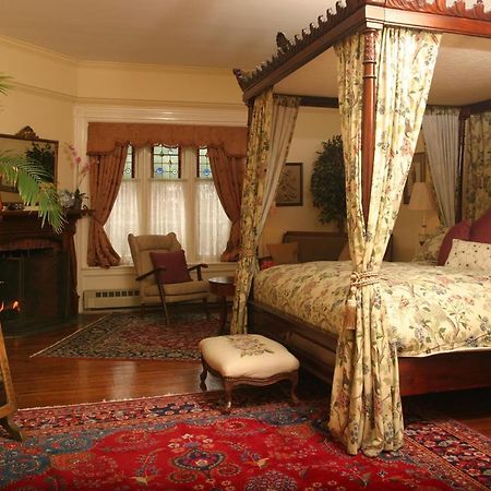 Grand Victorian Bed & Breakfast Niagara Bagian luar foto