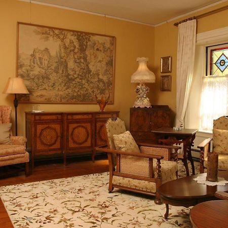 Grand Victorian Bed & Breakfast Niagara Bagian luar foto